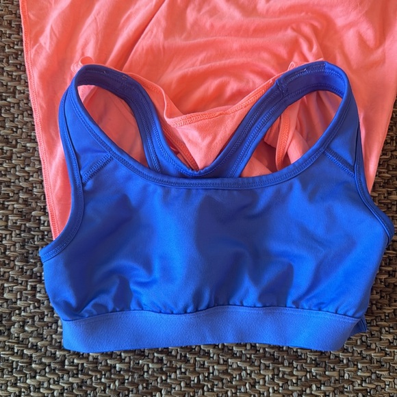 Nike Breathe 2-in-1 Tank - Picture 4 of 5
